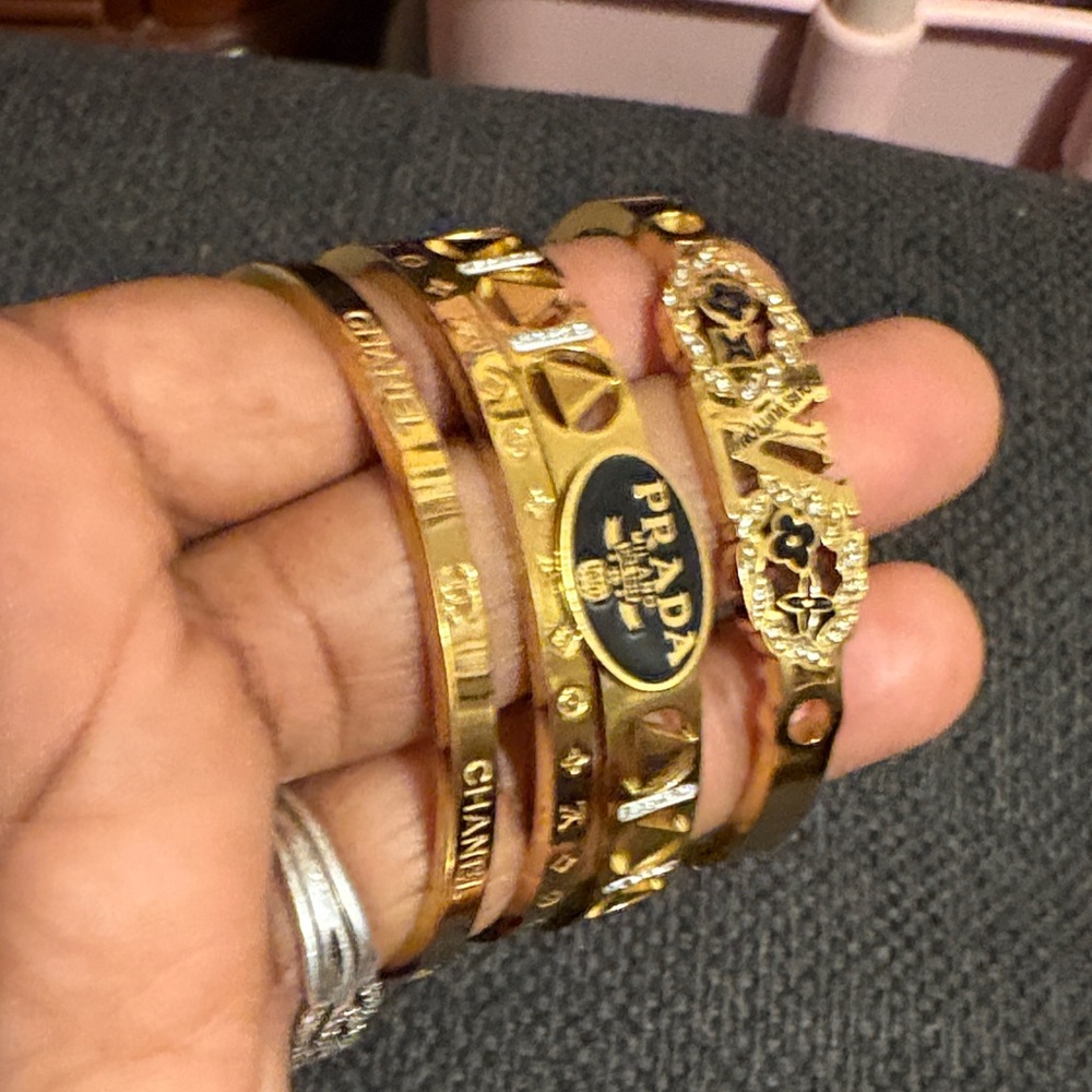 Fashion Bracelet Bundle - Picture 3 of 8